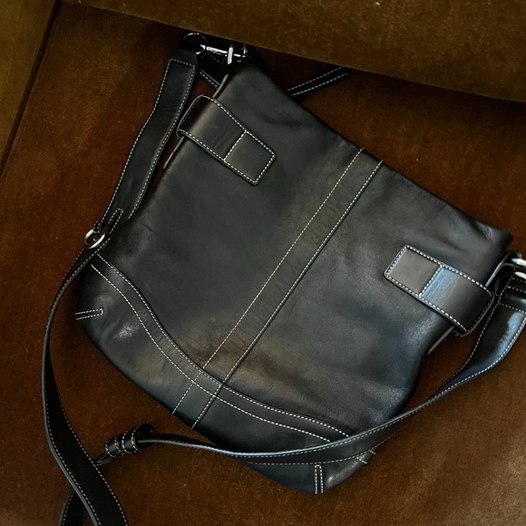 Coach Black Leather Shoulder Bag with Silver Hardware - Picture 8 of 9